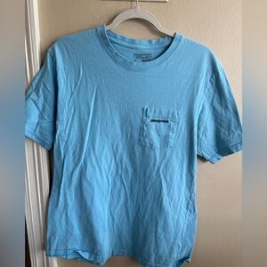Men’s MEDIUM: Patagonia Men's Blue T-Shirt